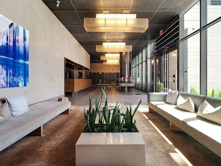 1755 Ocean Ave #410 — Photo 32