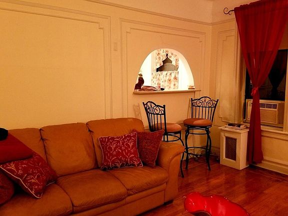 5th image of 83-19 116th St APT 5E