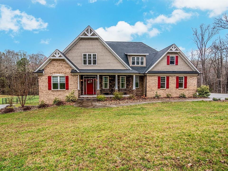1st image of 200 Frances Horner Ln