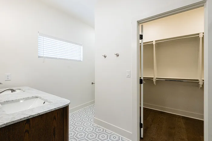 108 Pearl Ave — Photo 11