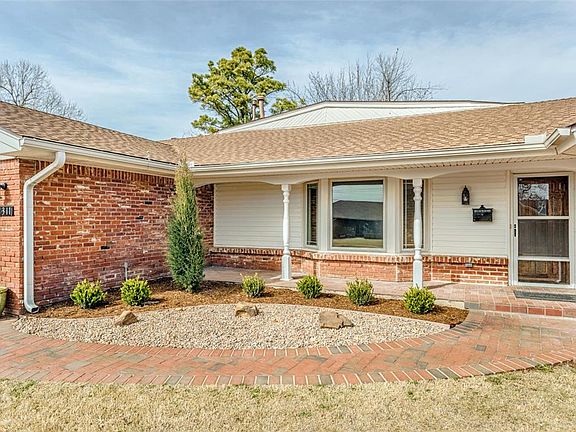 3rd image of 2311 Morgan Dr