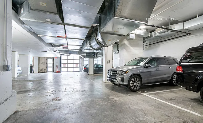 Rented by Engel & Völkers New York City | media 15