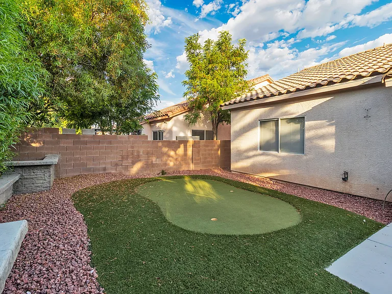 4468 Lobero Ave — Photo 20