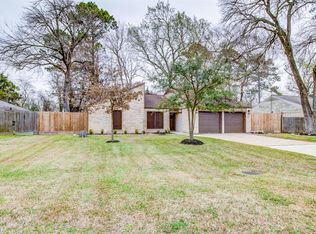 7418 Maple Ln, Baytown, TX 77521