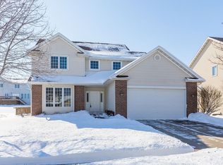 4610 Hemingway Dr, Ames, IA 50014