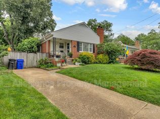 809 S Veitch St, Arlington, VA 22204