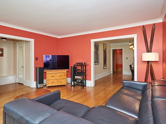 5th image of 216 Le Moyne Pkwy