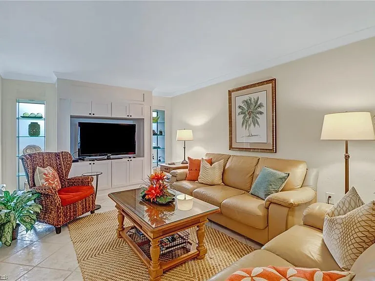 10475 Gulf Shore Dr #114 — Photo 12