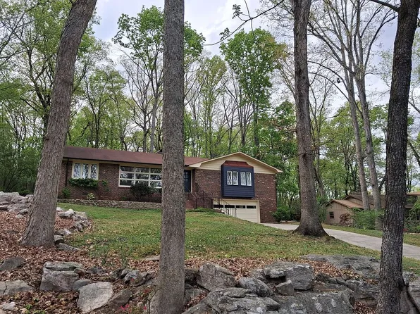 6808 Jones Valley Dr SE, Huntsville, AL 35802