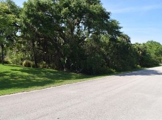 752 Holden Ave, Sebastian, FL 32958