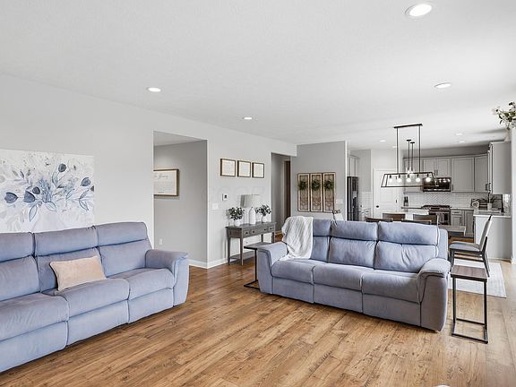 4th image of 109 Ratcliff Ln