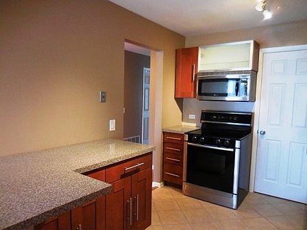 5th image of 93 Lambert Dr Unit C2