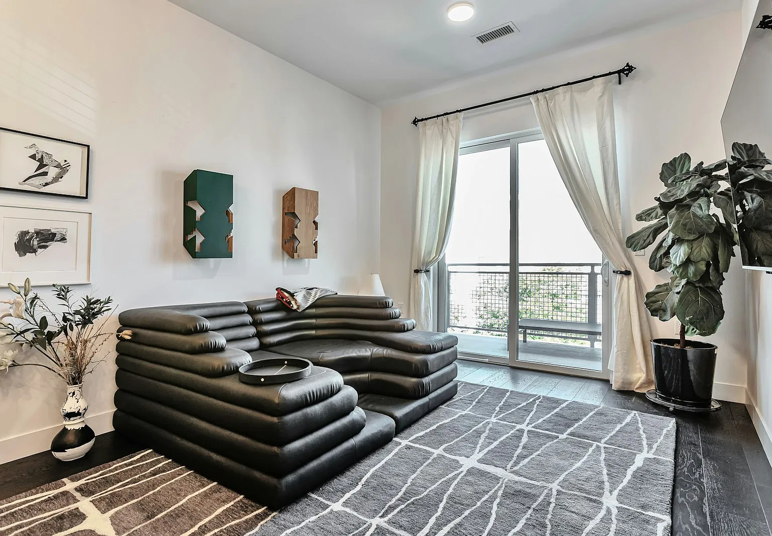 2550 Lawrence Street, Unit 307 — Photo 4