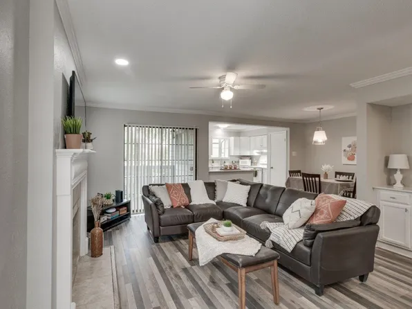 15151 Berry Trl APT 401, Dallas, TX 75248