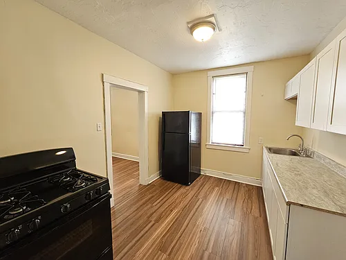 3 Lachman Way Photo 1