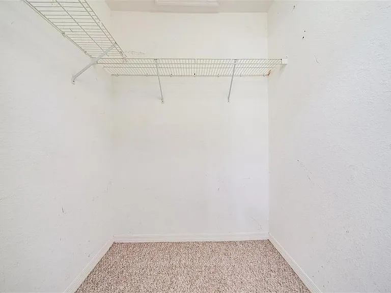 9156 Lake Chase Island Way #9156 — Photo 11