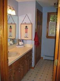 4th image of 45 Storeybrook Dr