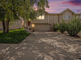 7314 S 174th St, Omaha, NE 68136