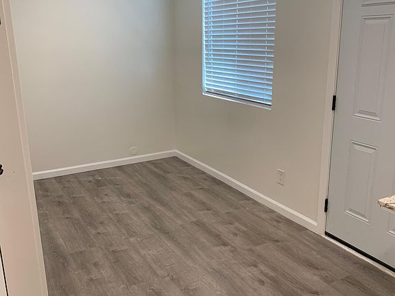 4th image of 2834 Adriatic Ave Unit A