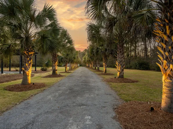 2773 Mount Carmel Rd, Walterboro, SC 29488