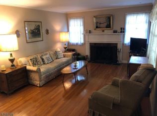 76 Colfax Rd, Springfield, NJ 07081