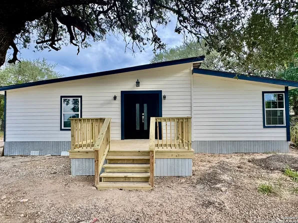 1200 Red Gate, San Antonio, TX 78264