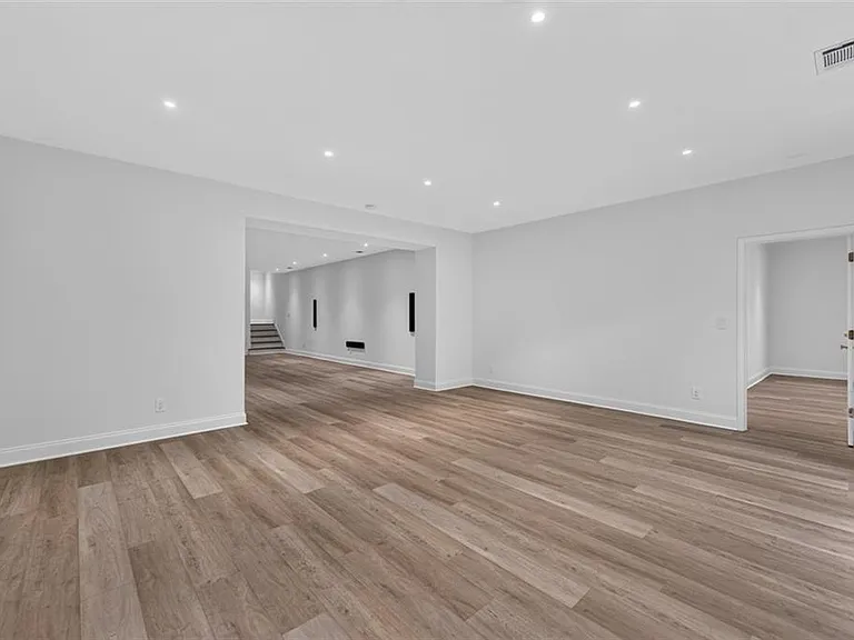 140 Valley Rd NW — Photo 61