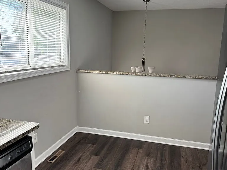 316 Shawnee Trl — Photo 4