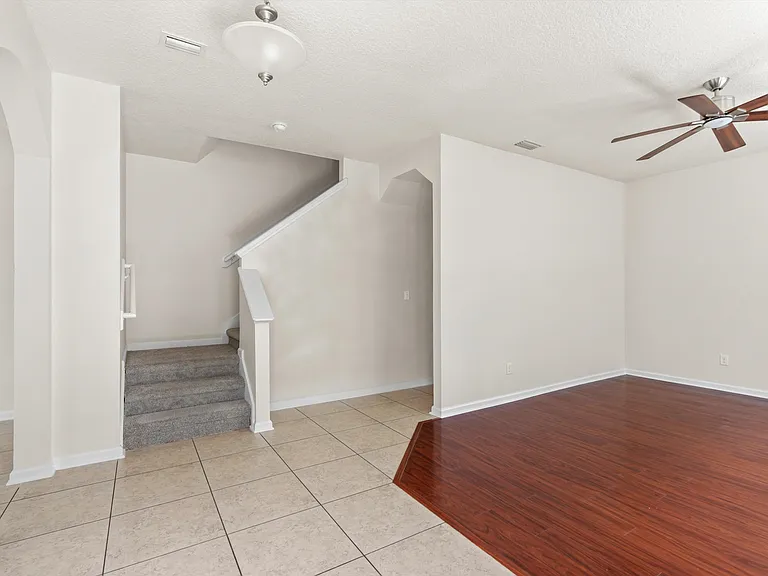 3851 Aubrey Ln — Photo 5
