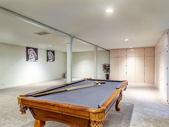 HUGE BASEMENT