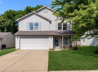 5904 Rolling Bluff Ln, Indianapolis, IN 46221