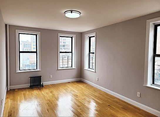 3rd image of 395 E 151st St APT 4E