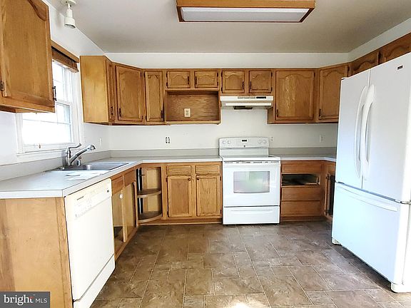 3rd image of 12280 Catalina Dr