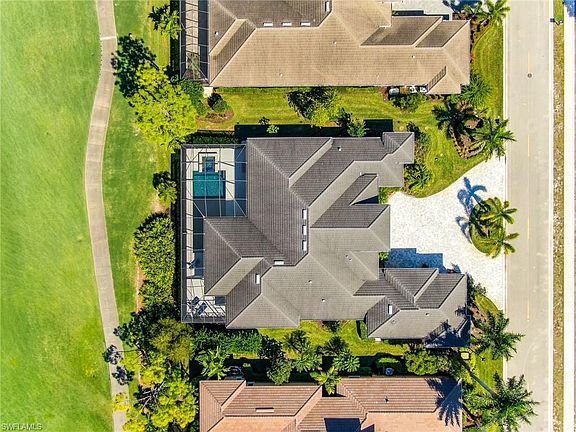 3rd image of 2827 Wild Orchid Ct