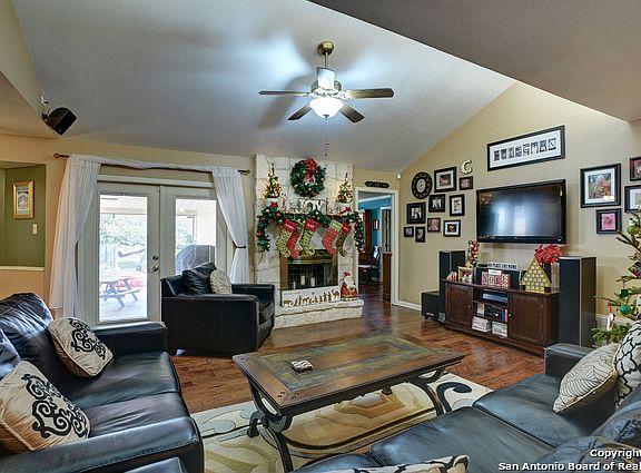 5th image of 307 Fleetwood Ln