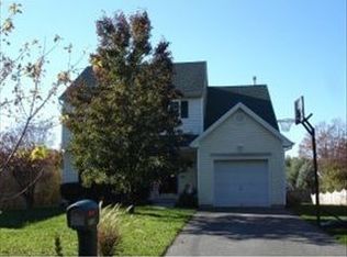 260 Pulley Ave, Manahawkin, NJ 08050