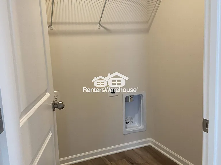 10203 Chatham Run Ln — Photo 16