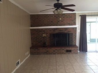 4th image of 1927 Eton Dr
