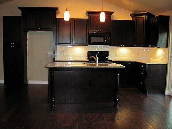 5th image of 3205 Scenic Hills Dr