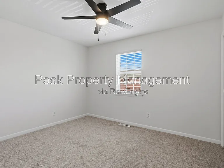 304 S Center St #12 — Photo 16