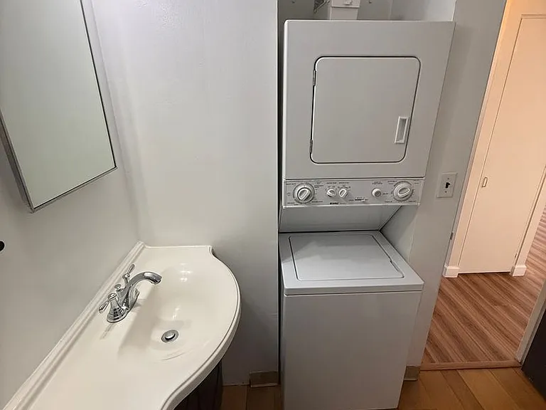 1535 Pensacola St #212 — Photo 9