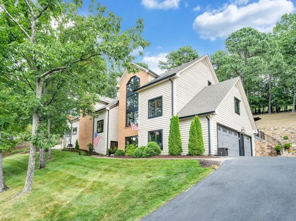 5216 Fox Ridge Rd, Roanoke, VA 24018