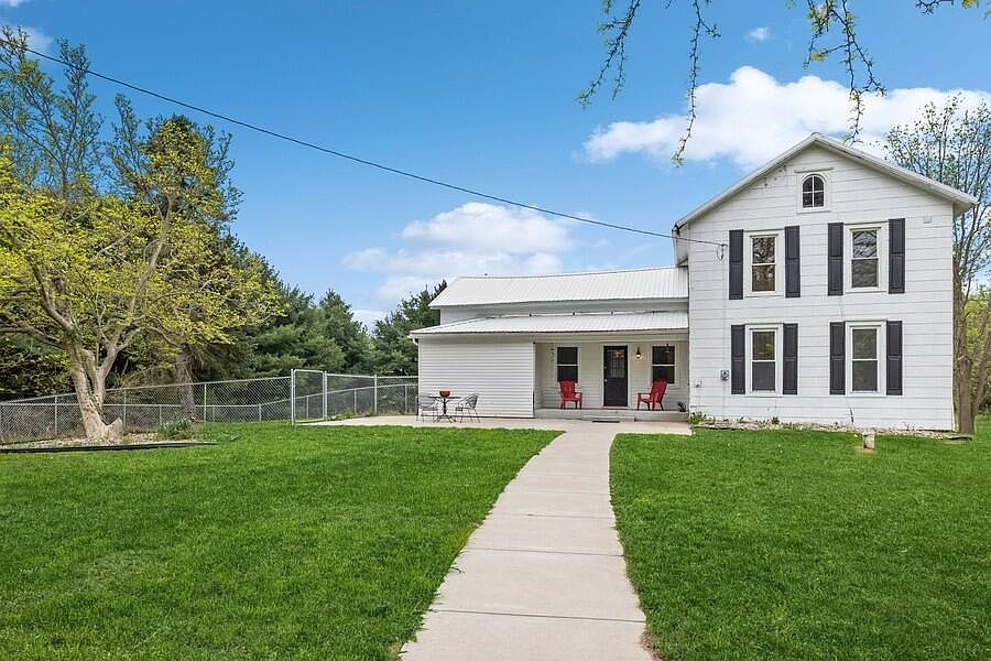 590 S Arent Rd, Watervliet, MI 49098 Zillow