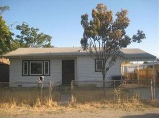 213 E Moneta Ave, Bakersfield, CA