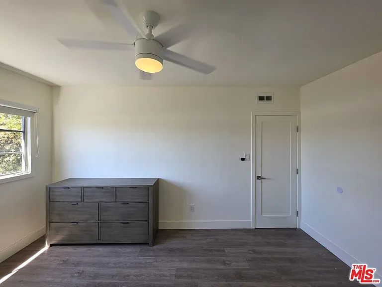 1635 S Beverly Glen Blvd #6 — Photo 10
