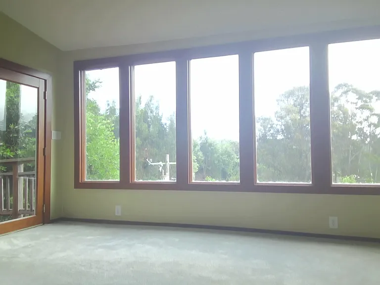 344 N Ferndale Ave — Photo 9
