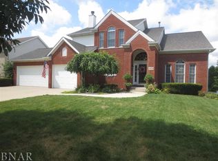 2408 Interlocken Dr, Bloomington, IL