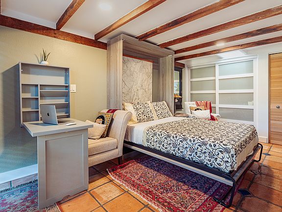 4th image of 3721 Bancroft St #1/2
