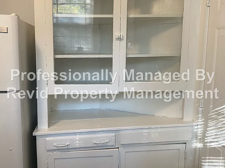 144 N Belvedere Blvd #2 — Photo 5