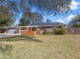 7001 Meadowlawn Dr N, Saint Petersburg, FL 33702